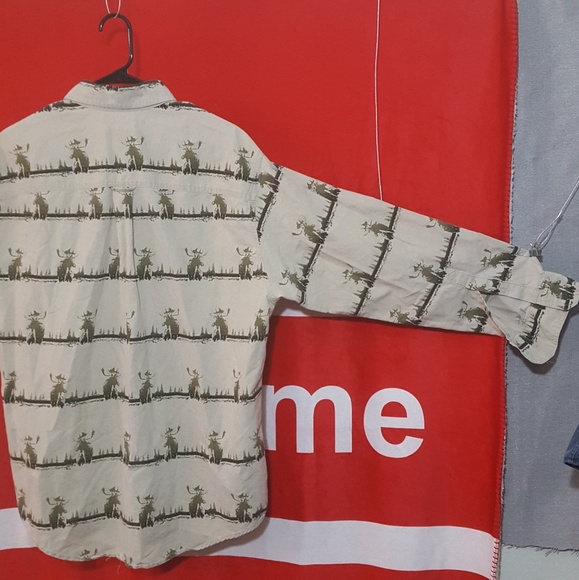 *SOLD*Woolrich Button Shirt - Picture 4 of 6